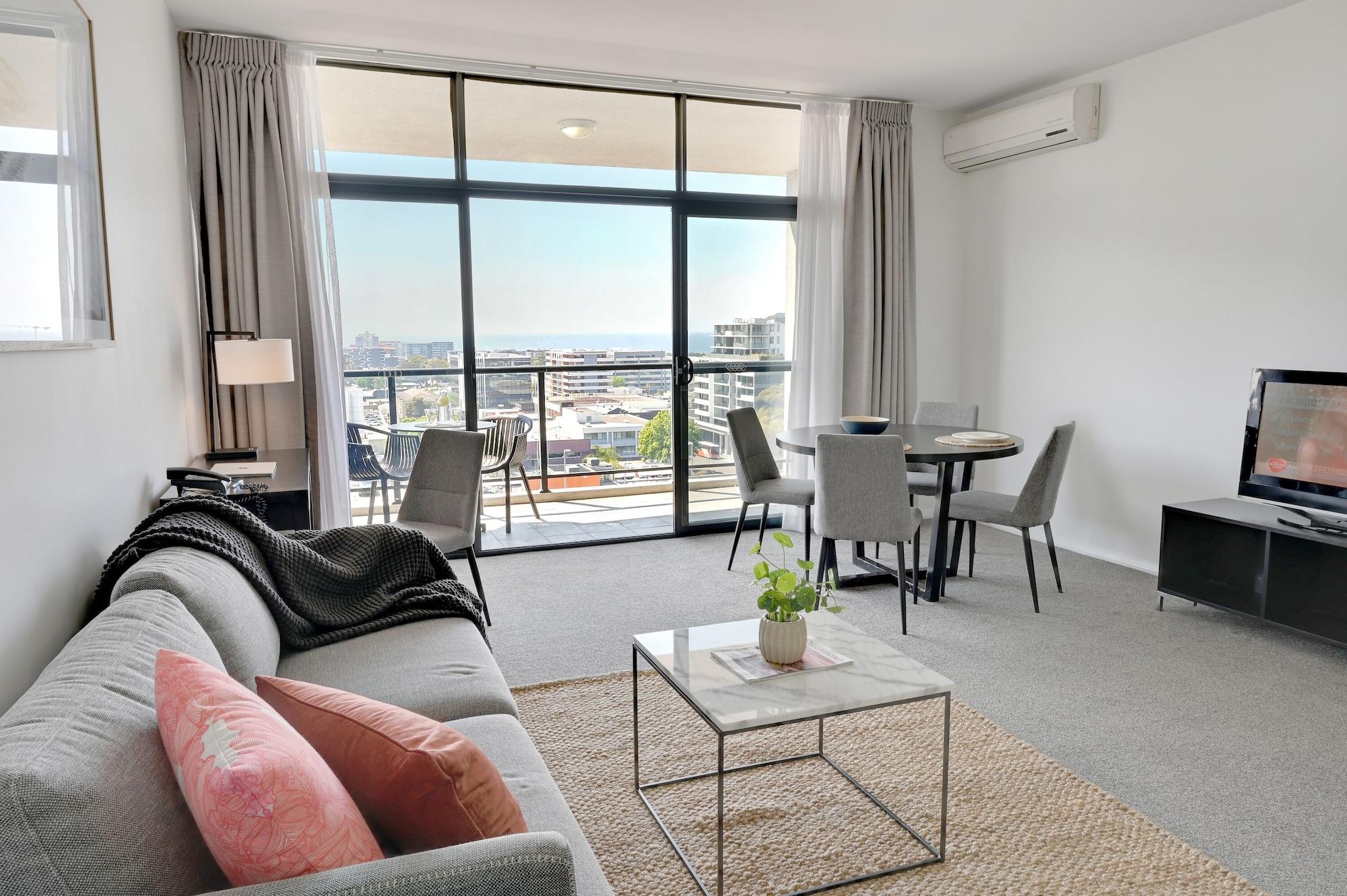 Mantra Wollongong Aparthotel Exterior photo